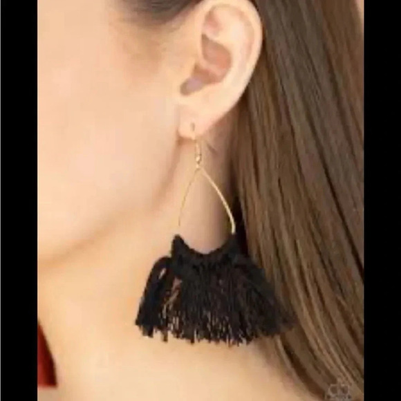 BLACK FRINGE DROP TEARDROP HOOP EARRINGS GOLD TONE FUN AND FESTIVE - Picture 2 of 10